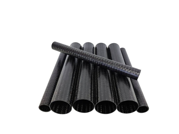 Carbon fiber pipe