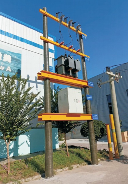 Composite pole Composite pole